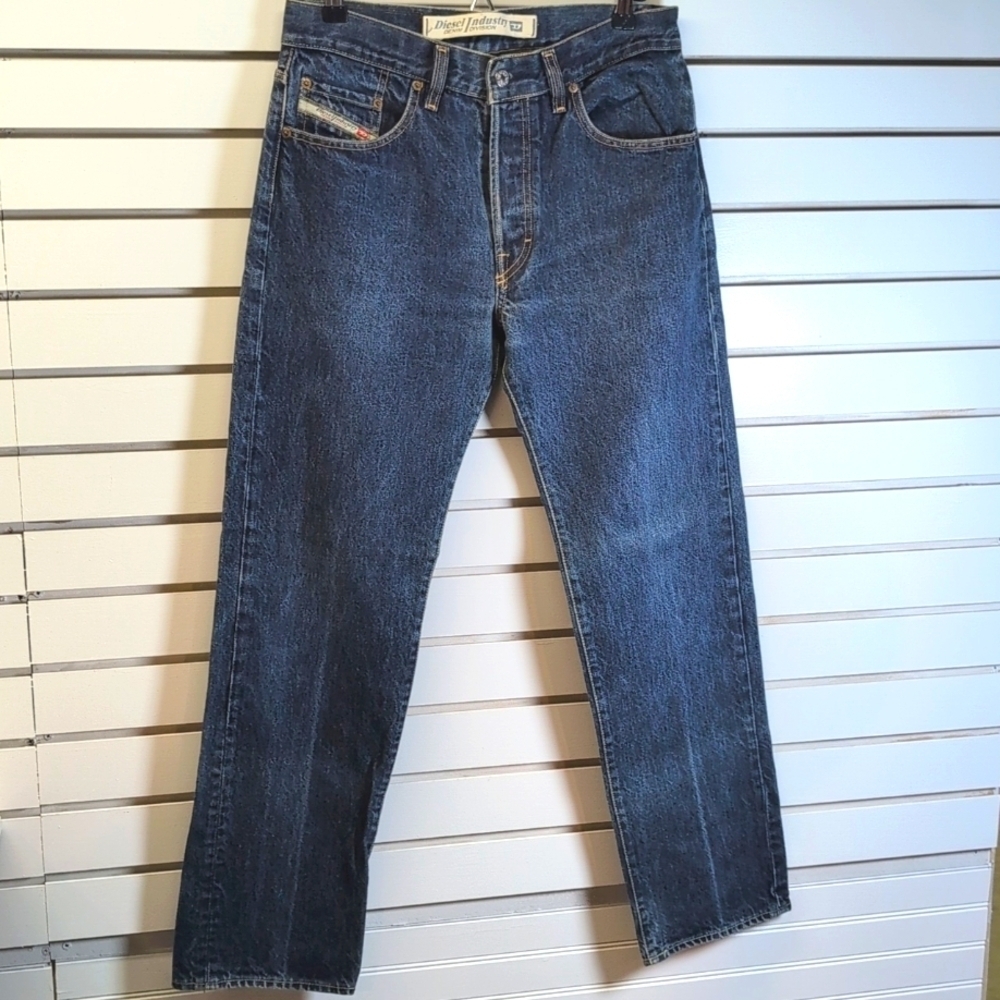 Diesel Industry Jeans Mens 32 Blue Denim Straight Leg Button Fly Made Italy RR55